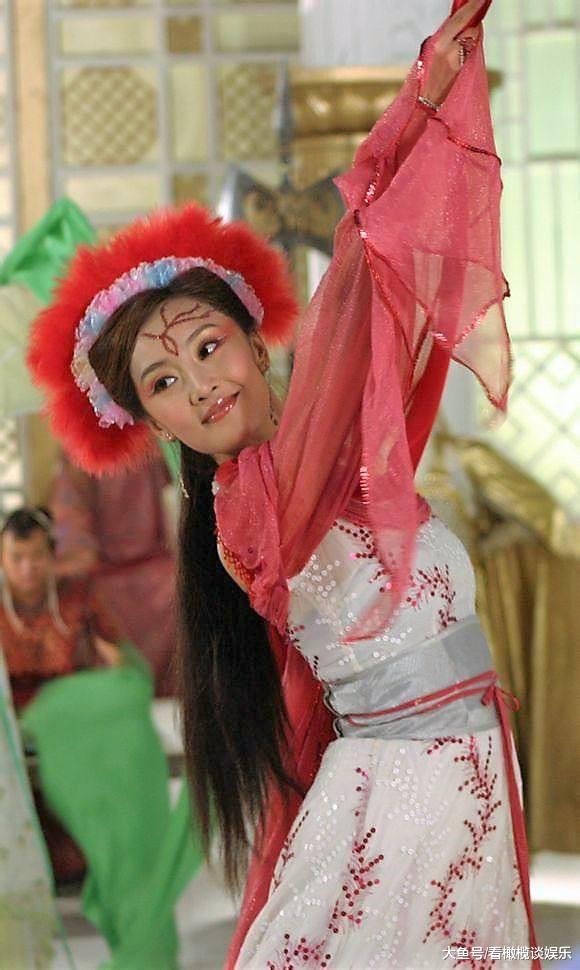 《欢天喜地七仙女》跳开场舞最美的四仙女, 第一的位置必须是大姐