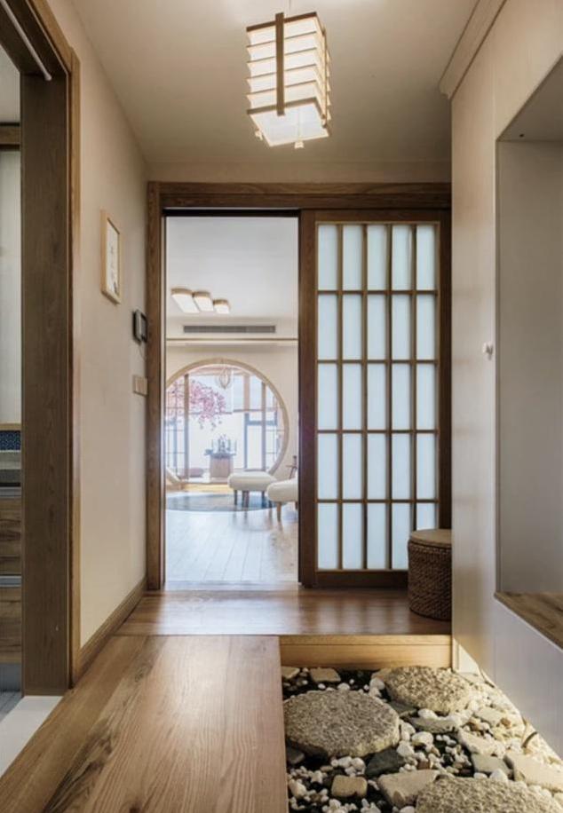 老婆坚持不买床,阳台加高15公分做茶室,中式日式相结合,完美