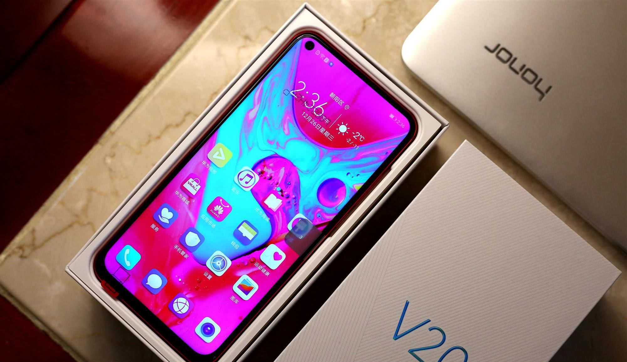 确认满血麒麟980,荣耀V20排名第三,果然很香