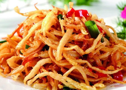 电饭煲一步就能做完凉拌手撕杏鲍菇