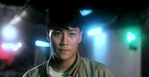 他是顶级武打明星,曾与梅艳芳同居3年,如今58岁却无戏可拍?