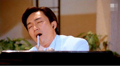 因为一时失误,却成就了影视上经典的镜头,网友:幸亏导演没喊卡