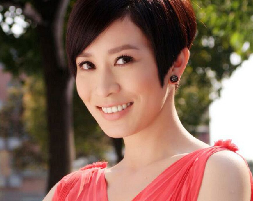 余诗曼|配角|片酬_新浪新闻