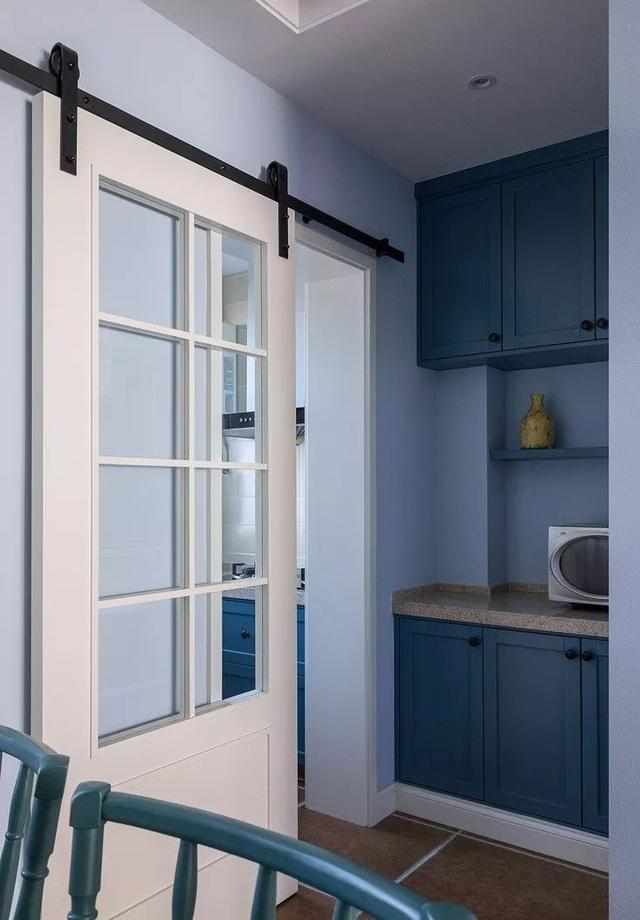 125㎡简美四居,头次见厨房装吊轨门,一个温馨舒适的家!