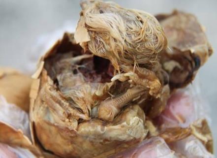 难以下口的5种食物选1个吃1年,你选择哪个|吃货|豆腐乳|毛蛋_新浪新闻