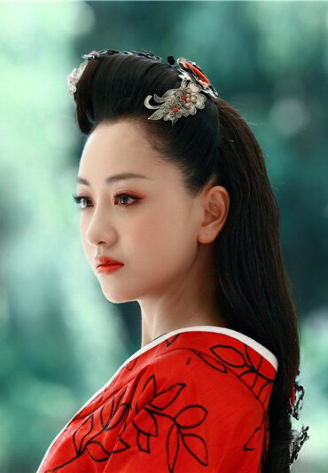 10个红衣美人的惊艳瞬间林青霞成绝世经典最后一位已黯然逝世