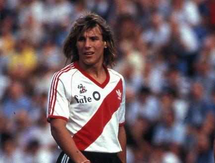 维罗纳|卡尼吉亚|马拉多纳_新浪新闻