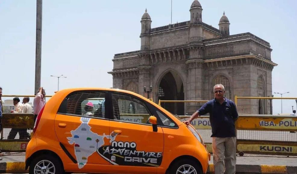 印度造神车仅售1万5,带剪刀门很帅气!网友:是印度风格!