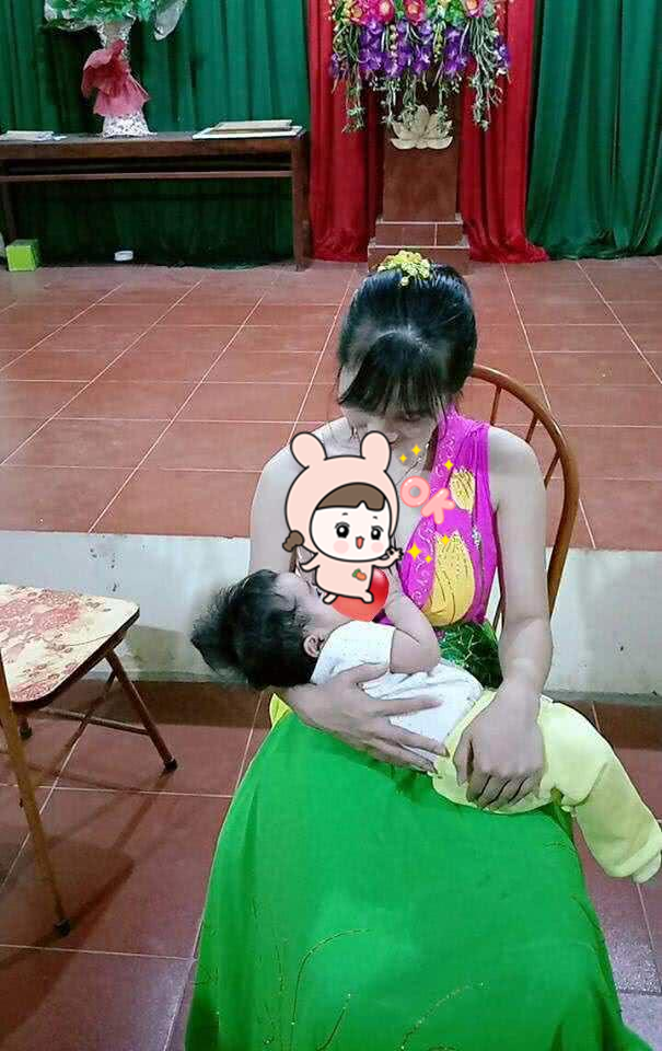 女演员在后台给孩子哺乳的照片走红,事后称婆婆给拍的