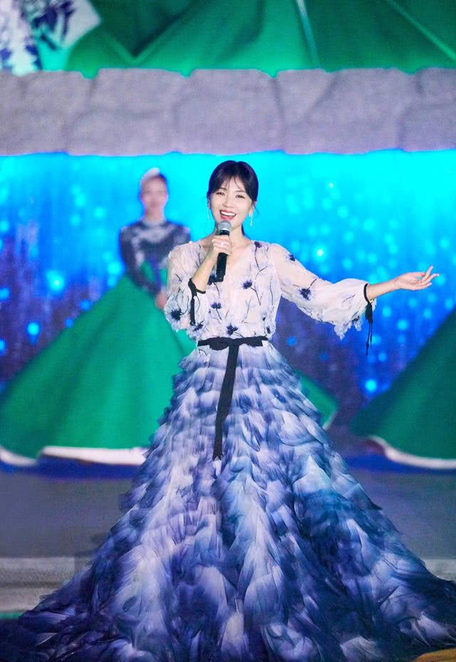 盘点2019年央视春晚造型最美的十大女星,你最喜欢谁?