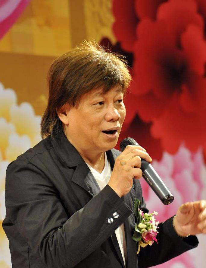 火云邪神发文称出轨小30岁女子:只要你不离开我,花多少钱都愿意