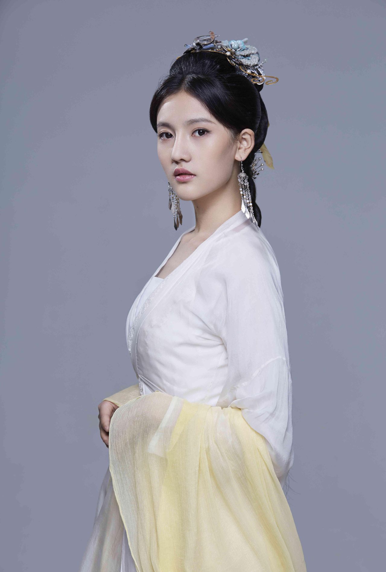 鹿鼎记张一山唐艺昕路透7位老婆颜值爆表杨紫参演必追