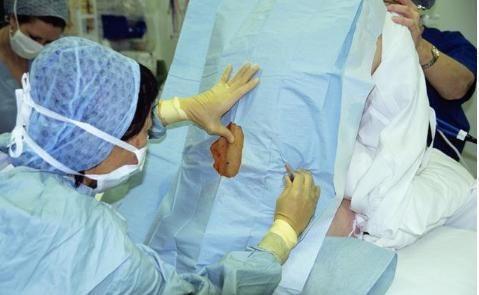 原来剖腹产打完麻药后是这3种感觉,最后一种感觉的产妇太受罪|产妇|剖腹产|麻药_新浪新闻