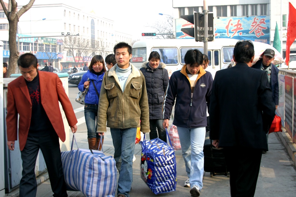 外出打工挣钱的男人真的都很老实听听这10位打工男人的心里话