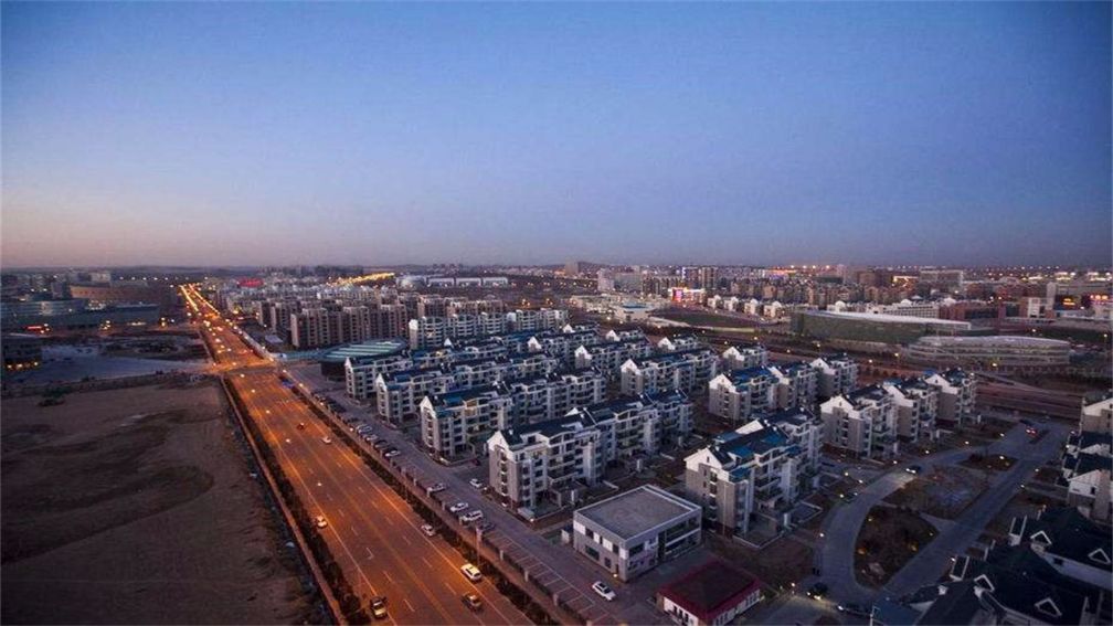 曾被外媒叫"鬼城",如今一片繁华,这里到底经历的什么?