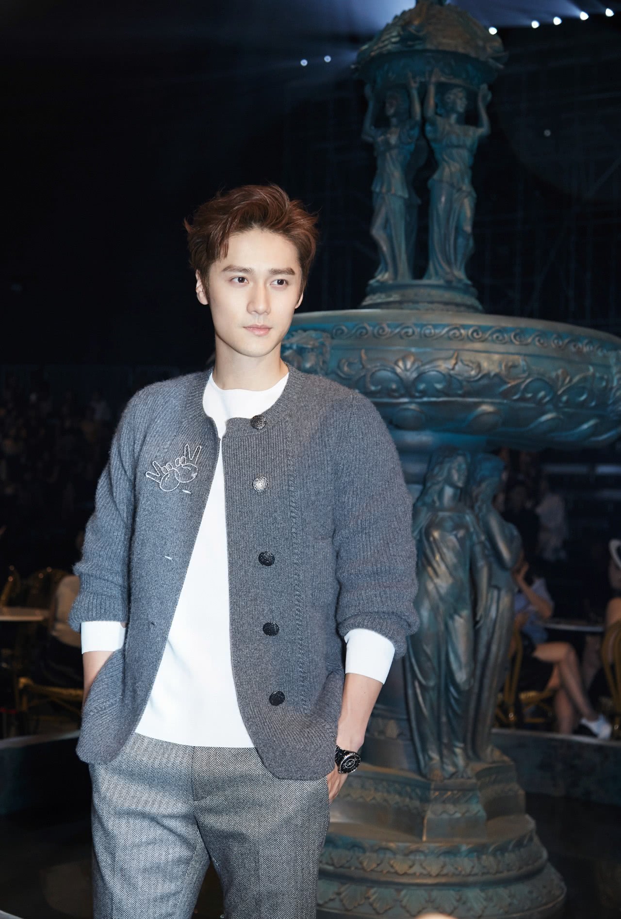 蒋劲夫家暴事件持续发酵,胡歌等明星发文谈蒋劲夫,却被网友骂