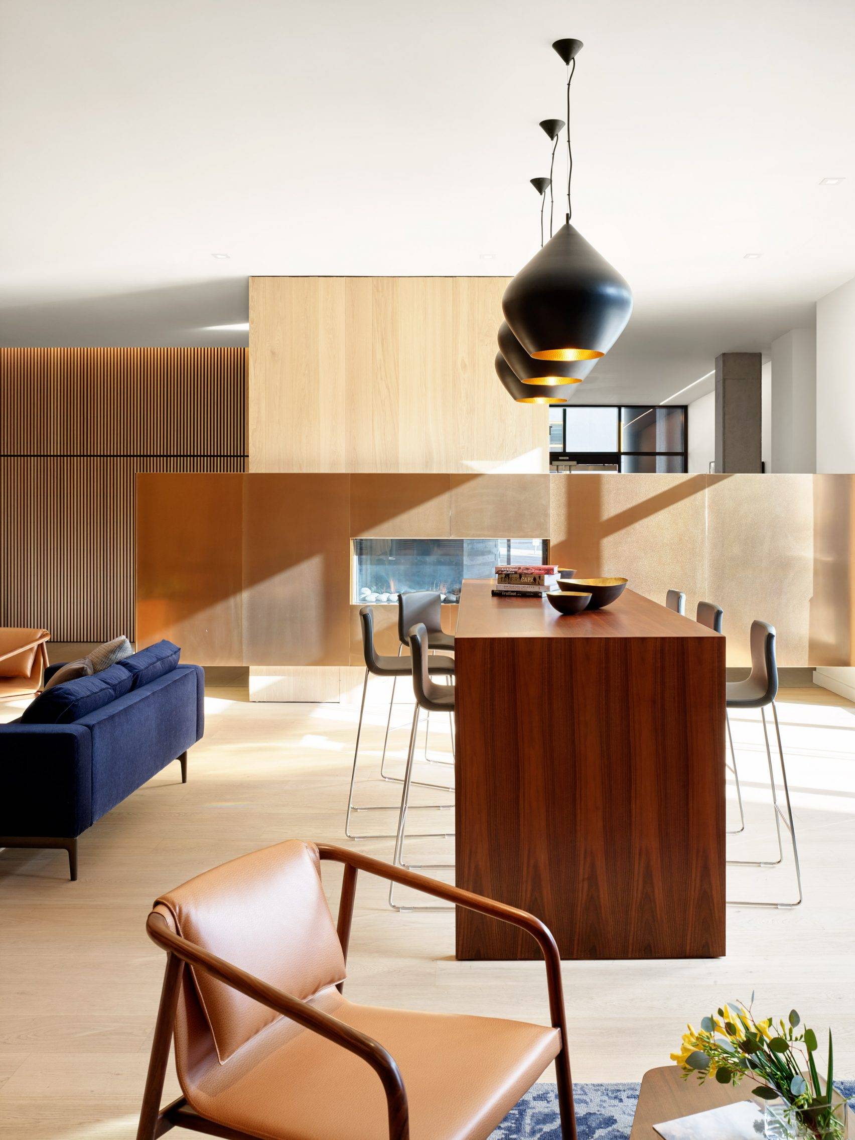 优雅金色 | austin住宅的现代主义风格设计