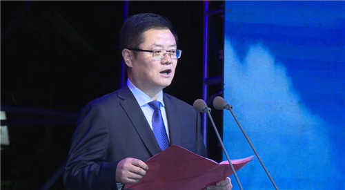 正文            县委书记葛宏出席开幕式并致辞,葛宏说,近年来,庆城