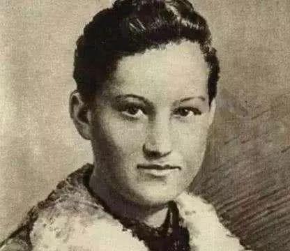 苏联女英雄卓娅被德军杀害，斯大林下了道残酷命令|汗青|邓世昌|莫斯科|一代枭雄|苏军_新浪新闻