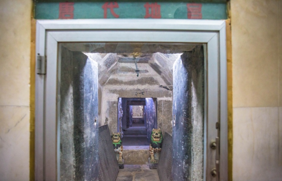 世界最大地宫藏两千起唐代文物,其中10件堪称"世界之最"