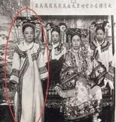 庆亲王奕劻的四格格常陪慈禧照相, 因慈禧而成了膝下无子的寡妇|慈禧|庆亲王|龙女_新浪新闻