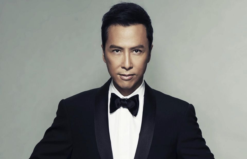 一位传统武术的体现者,帅气高冷的甄子丹,大家和小编一起来看看