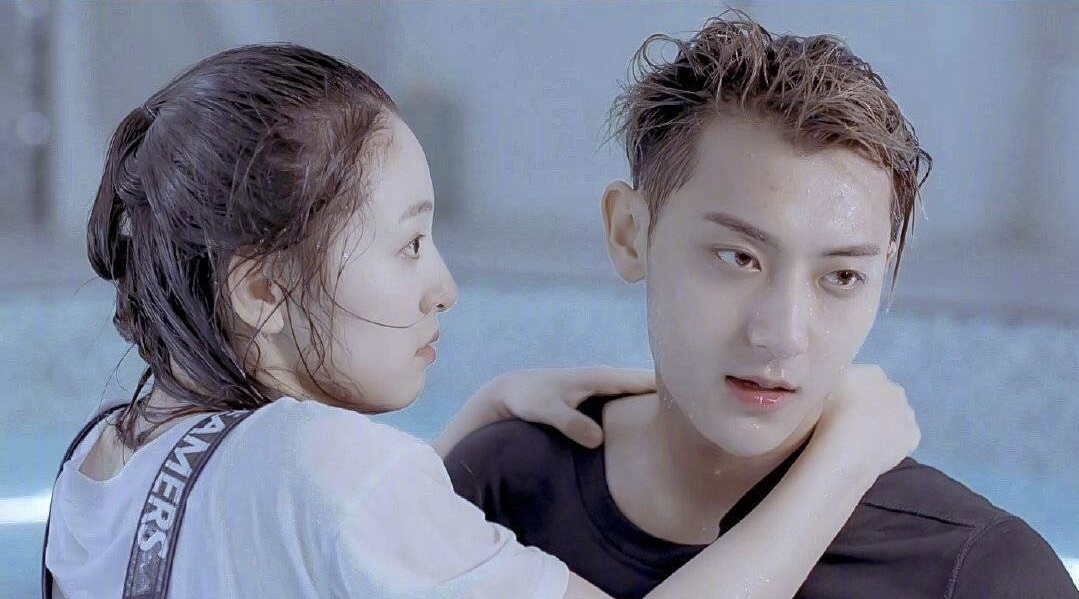 一个发型撑起整张脸黄子韬新剧男友力爆棚和助理吴倩恋爱啦