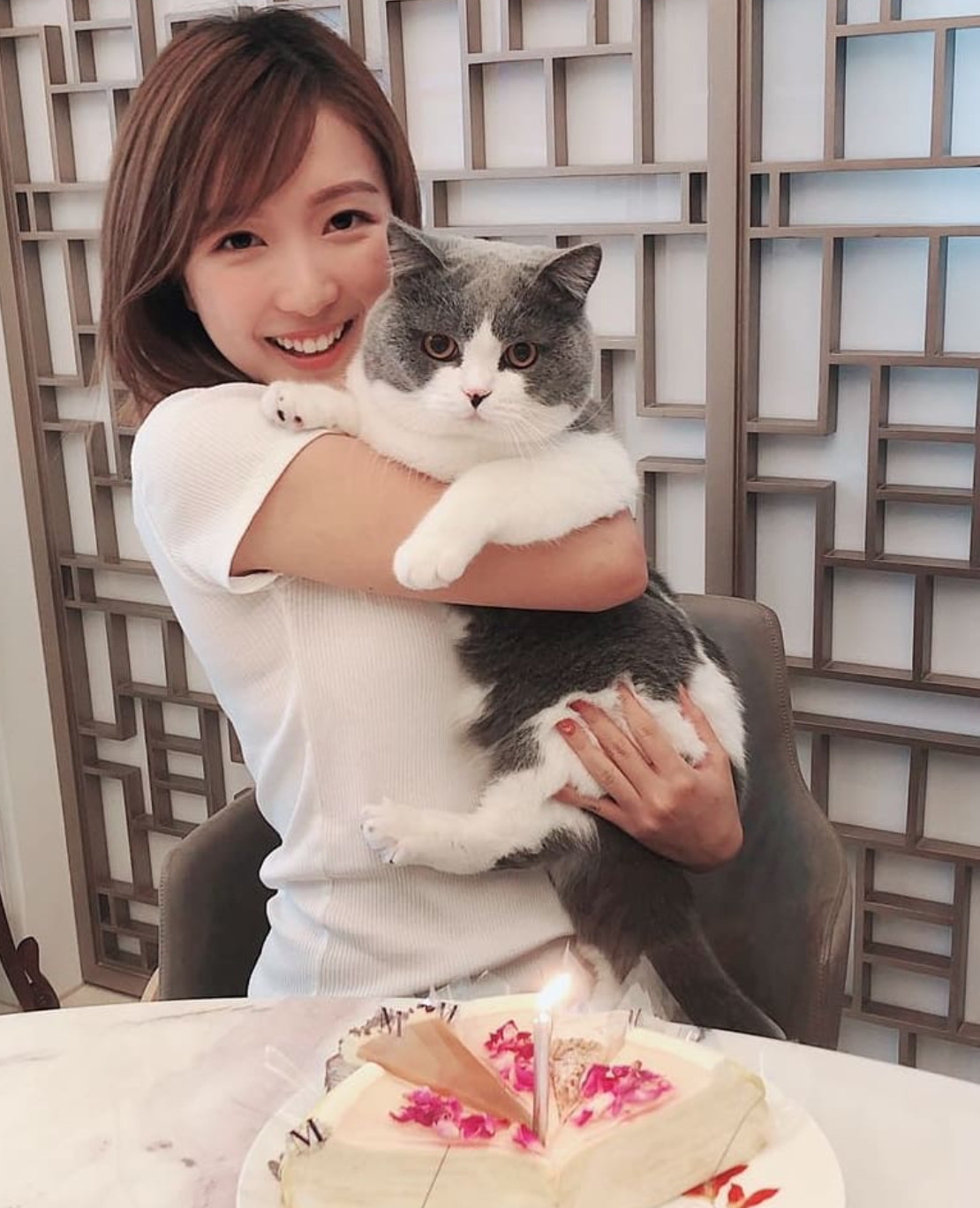 港姐郭嘉文罕见发布泳衣照,性感惊艳