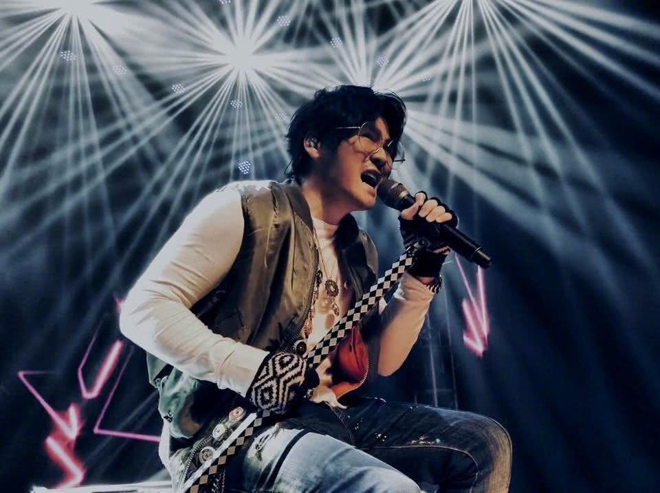 曹格的新专辑录音杀青,曹格爆料新歌制作人年龄有点小