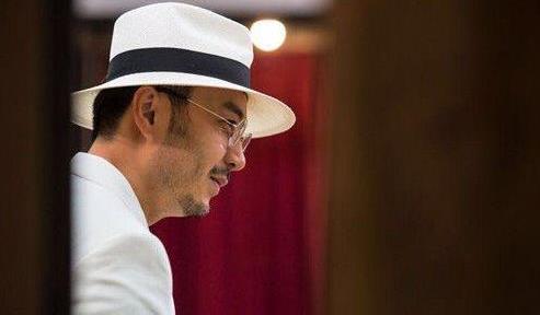 湖南卫视王牌主持,因和爱人搭档,事业一落千丈,现沦为婚庆司仪|孙鸣杰