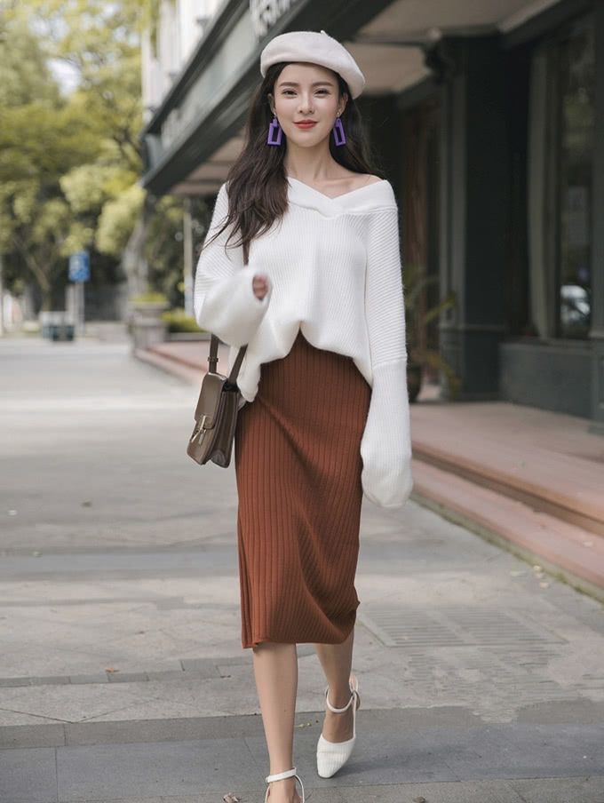唯美的针织裙,学会这6款搭配,诠释独特的女人味