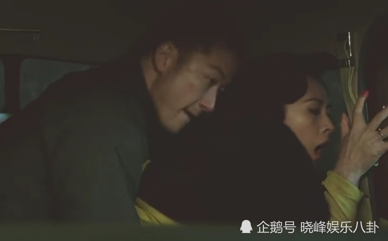 浅野忠信"强干"章子怡,有谁注意到她的反应?网友看的咬手指头