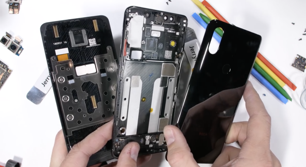 外媒拆开小米mix3内部结构令人惊讶外媒给出高度评价