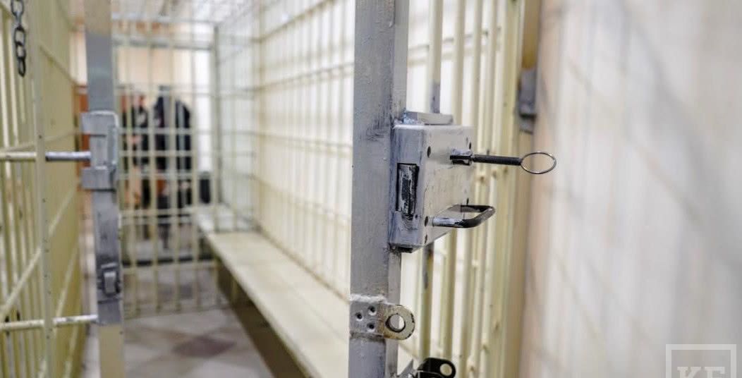 俄女子自报强奸之仇 将罪犯约到森林里殴打后用铁丝勒死