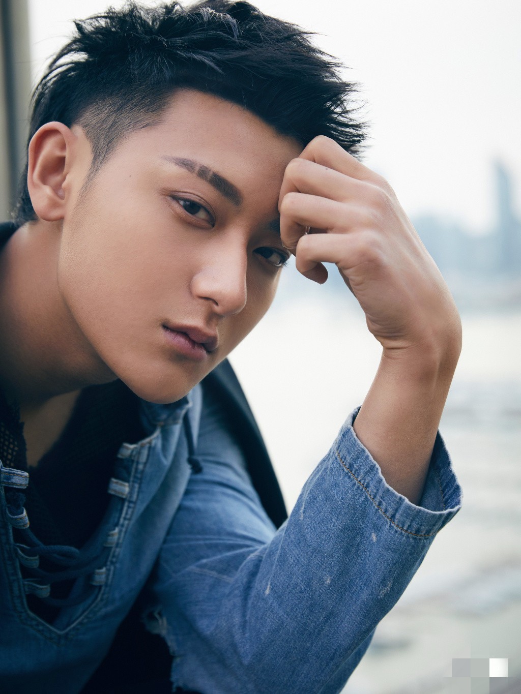 钢铁直男黄子韬下手太狠杨幂吴倩的真实颜值都在你手里暴露了