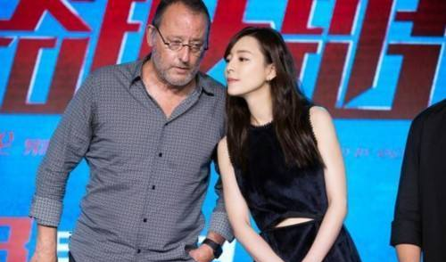 张静初眼中含泪惊艳网友,可是笑起来她其实更美!网友好有型|无双|张静初|网友_新浪新闻