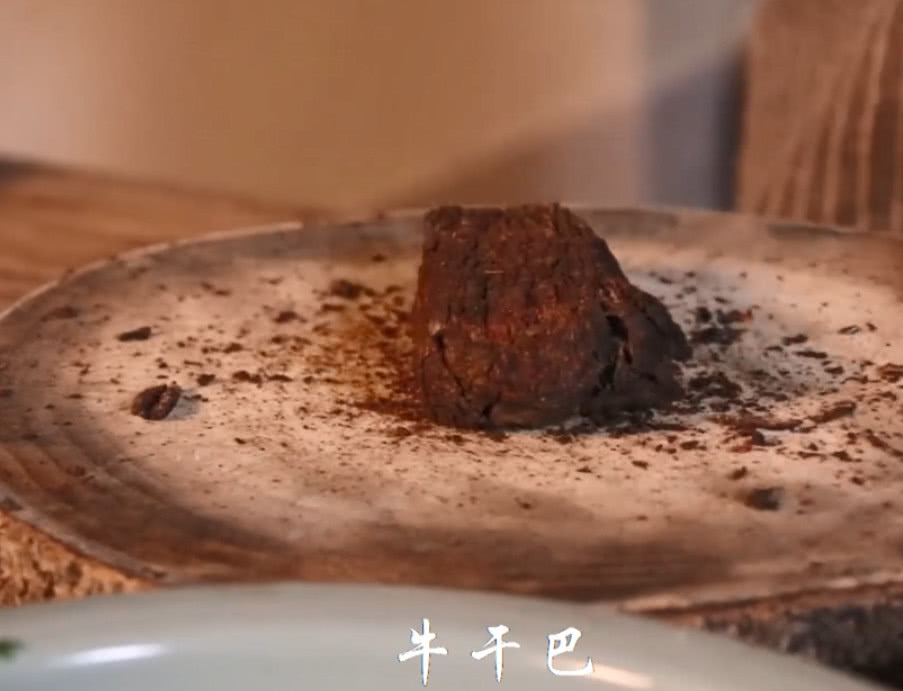 云南人最爱美食,外地人眼中黑暗料理,这道特色撒撇你吃过吗!|云南|撒撇|美食_新浪新闻