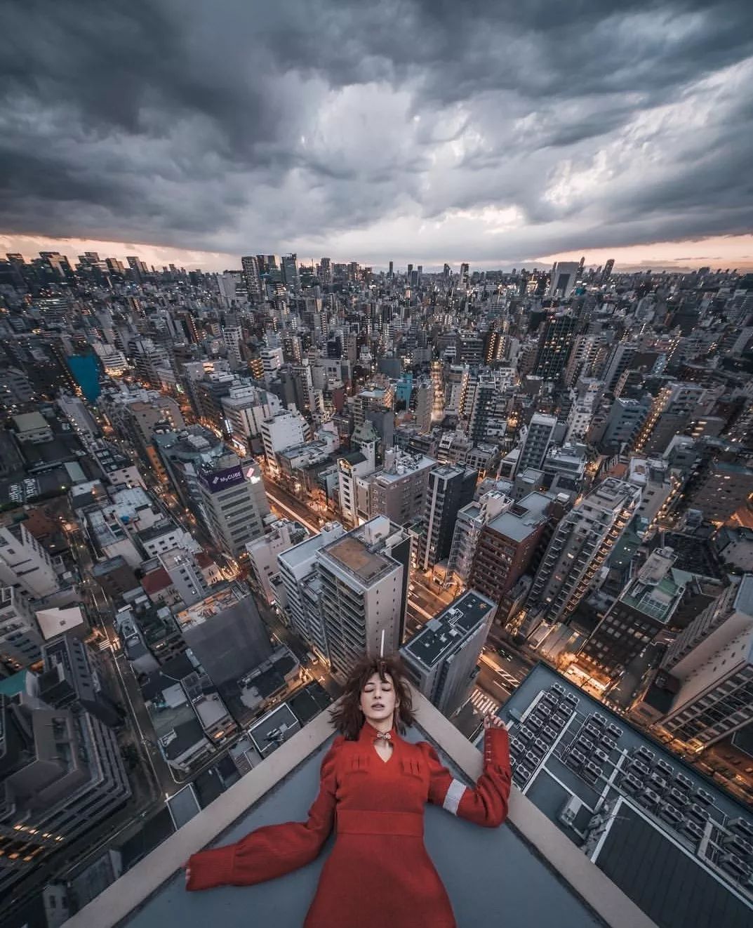 这个日本摄影师一组富士山街景在ins上获得超300万赞