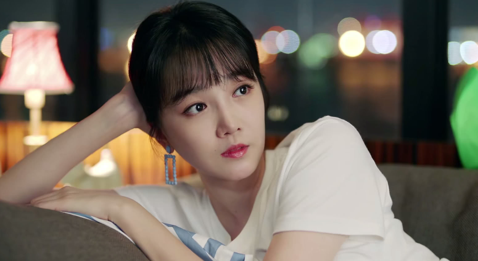 晋小妮不再是单亲妈妈,宋逸回国父女相认,得知女儿名字后泪崩