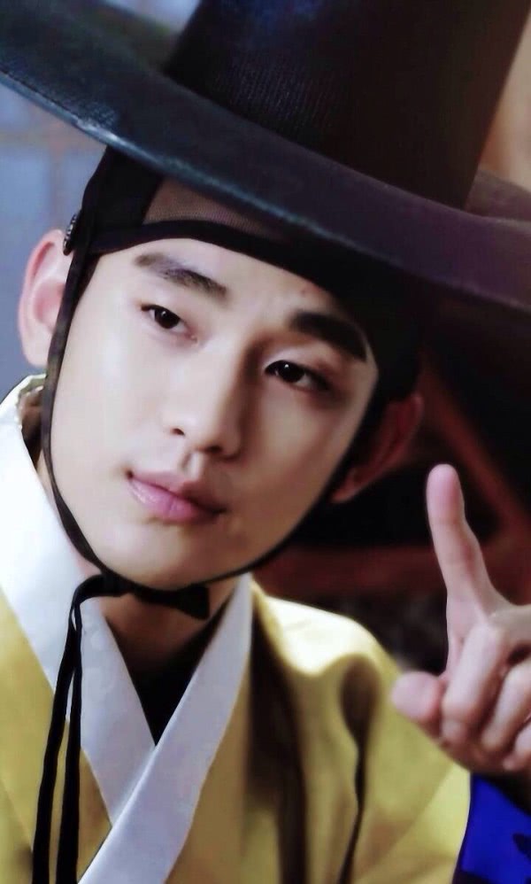 娱乐圈的3位丑帅男明星,王大陆的大嘴让人惊叹,他被称为教授!