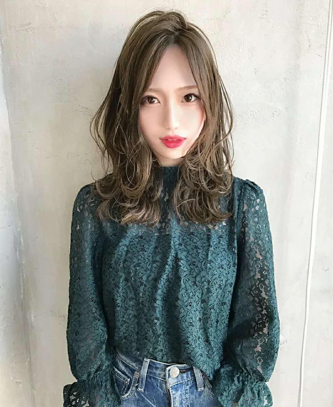 热烫比冷烫好吗过年准备烫发有点迷茫中长发适合烫什么发型