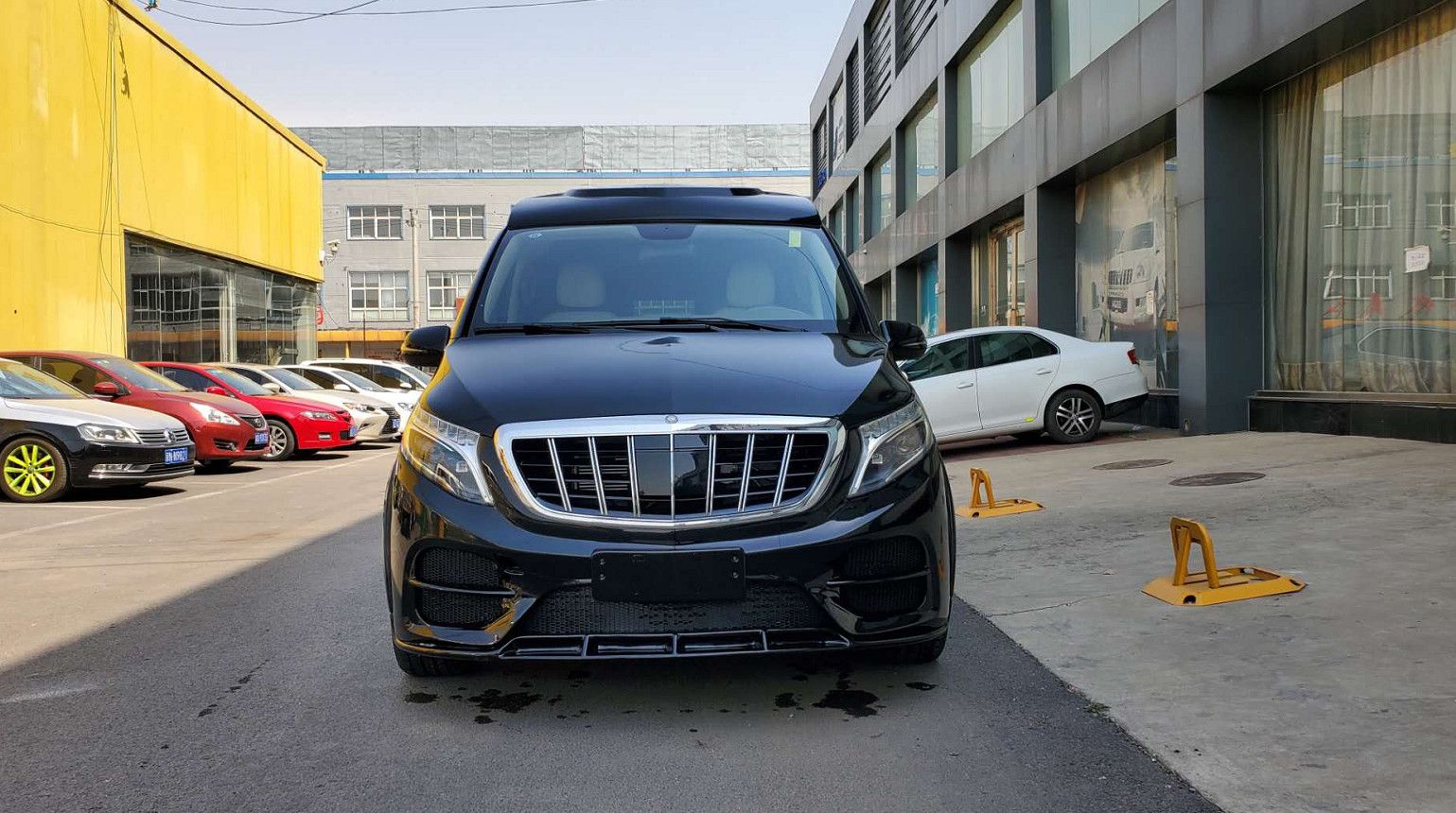 车展豪车抢先看,mpv也能这么豪华?迈巴赫vs680会是你的菜吗?