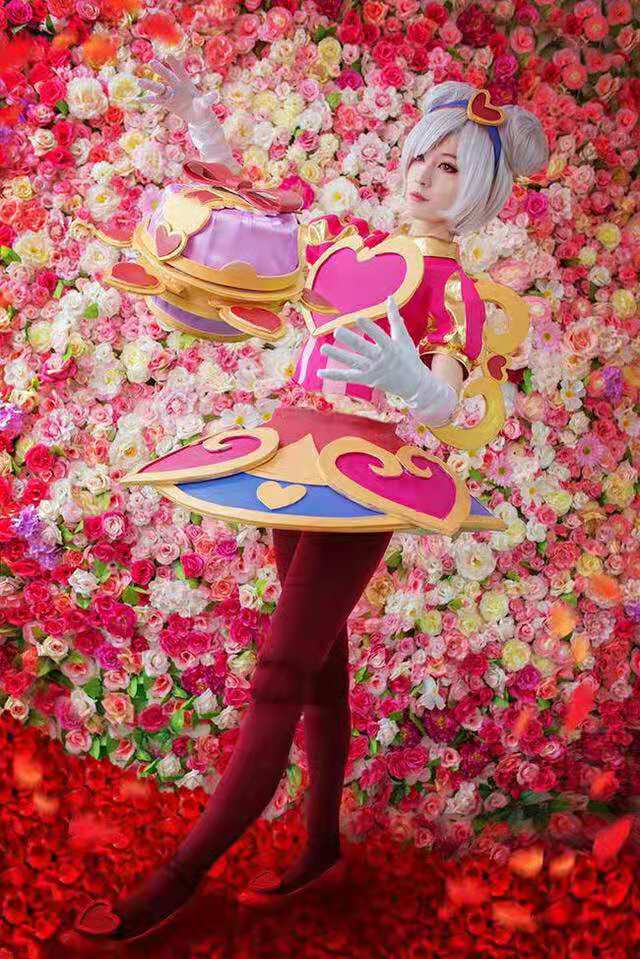 lol:情人节cos发条魔灵,老夫的少女心呀!