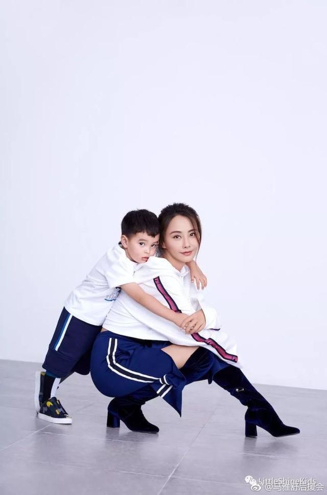 马雅舒携一双混血儿女拍写真,一家三口颜值逆天,画面太有爱