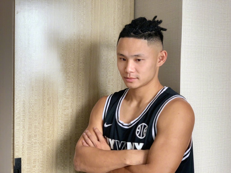 不放弃中国街球王吴悠首度回应被裁妻子自曝他一行为令人暖心