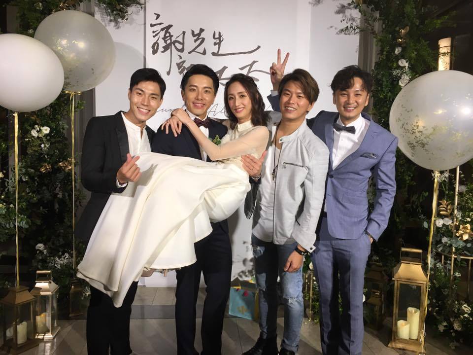 但当时仅阿弟,坤达,书伟,toro现身,今年9月坤达与柯佳嬿大婚,也只有