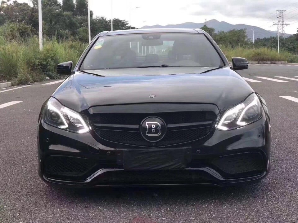 小伙30万提奔驰e63.车标却不是三叉星,车友看后都竖起大拇指