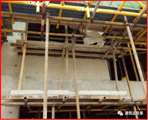 飘窗模板这样支模你们用过吗?操作简便,尺寸控制精确,能循环用