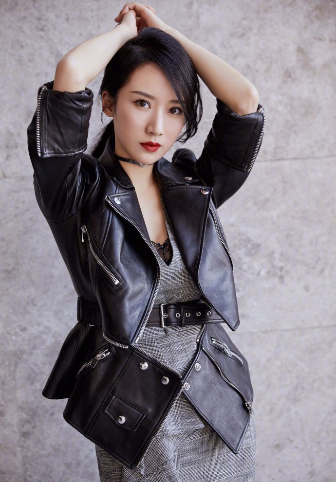 《蜗居》海藻大火后,嫁入豪门的富婆李念终凭《都挺好》翻身!