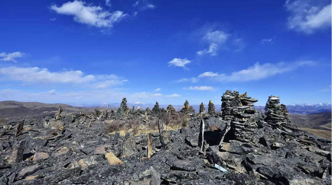 川藏线高尔寺山黑石城一个即将被遗忘的神秘之地